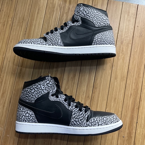 Air Jordan 1 high retro ‘Black Elephant’ - Picture 4 of 8